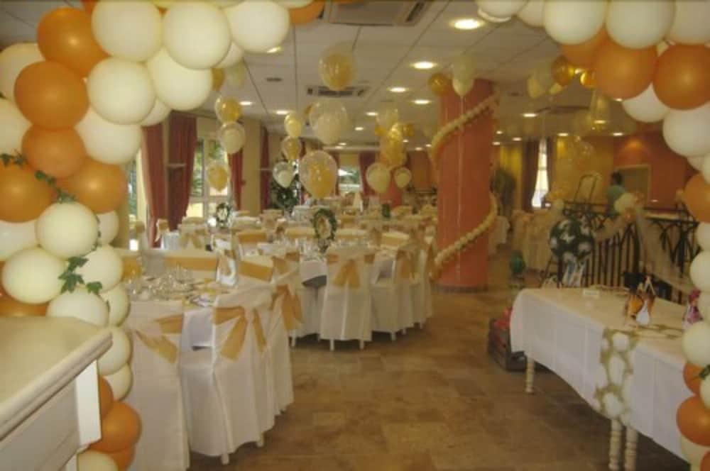 Hotel Omega Валбон Екстериор снимка