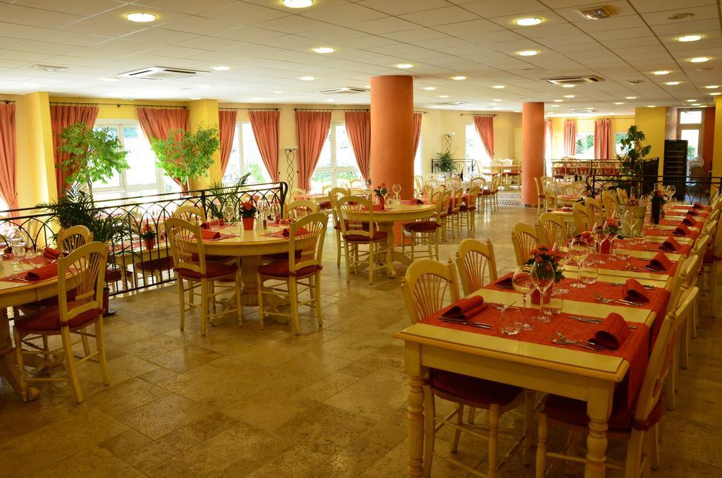Hotel Omega Валбон Екстериор снимка